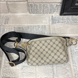 Missguided Beige and Black Crossbody Bag